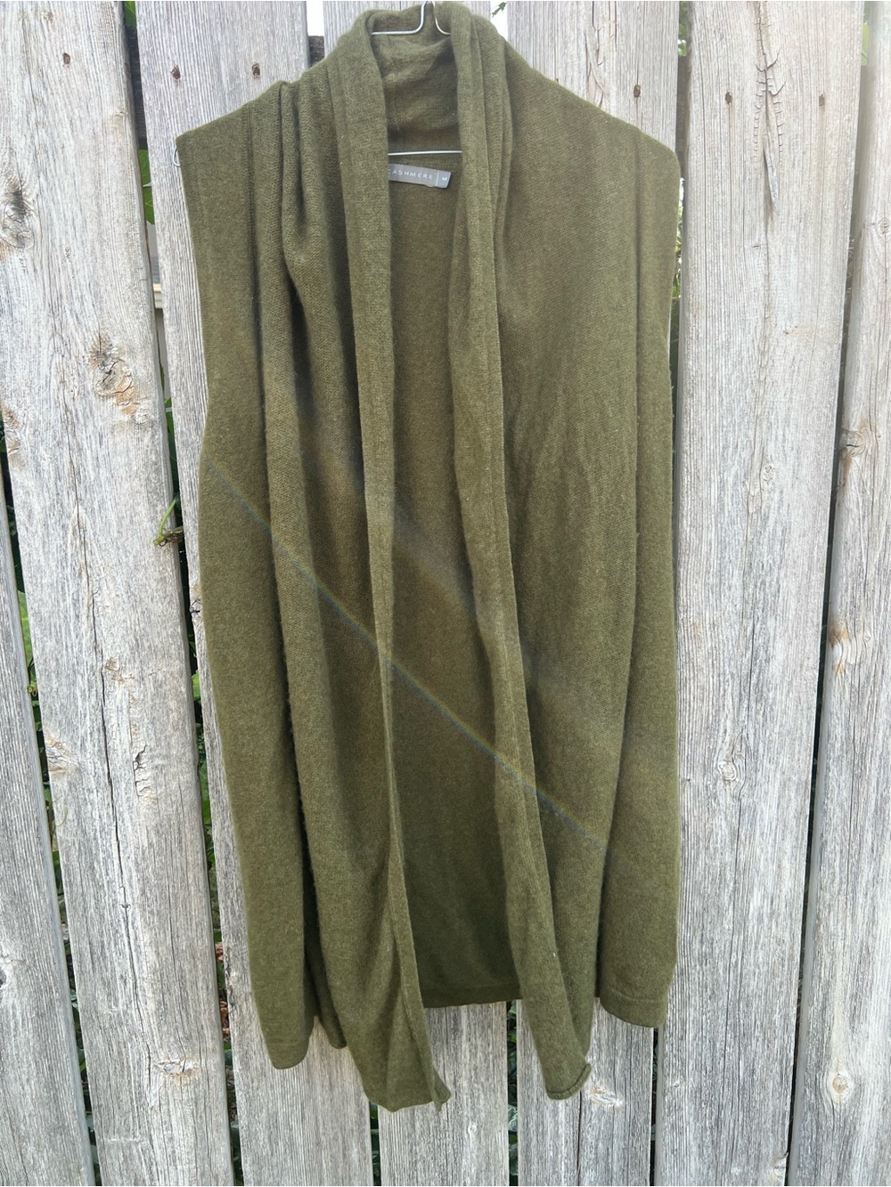 InCashmere sleeveless Olive Green Open-Front 100 % Cashmere Cardigan